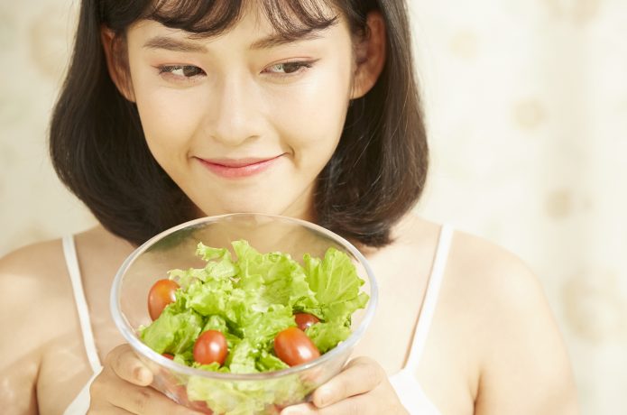 野菜を先に食べて血糖値があがるのを防止する