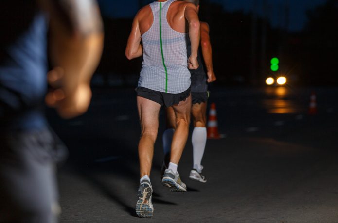 夜ランニングに必須なライト8選 タイプ別に使いやすいおすすめを厳選紹介 Run Hack ランハック