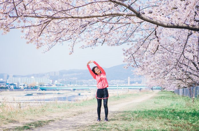 気分リフレッシュ　日本の四季　桜　ウォーキング