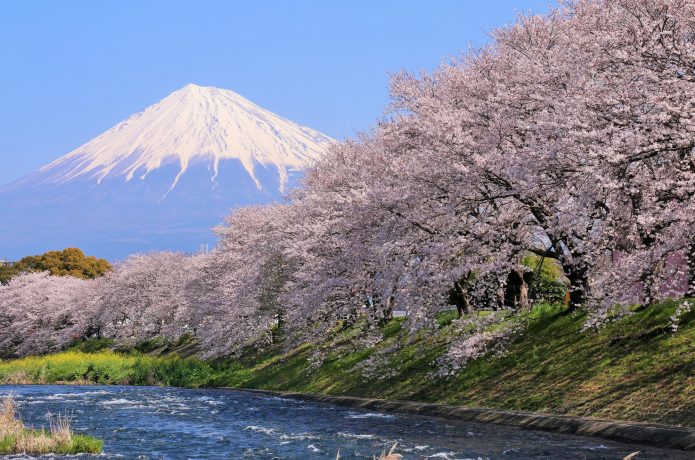 綺麗な景色のイメージ画像