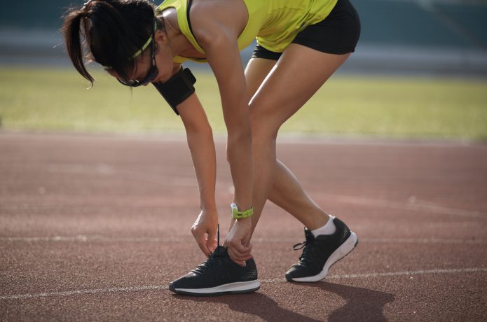 ランニングシューズ　フィット感　女性