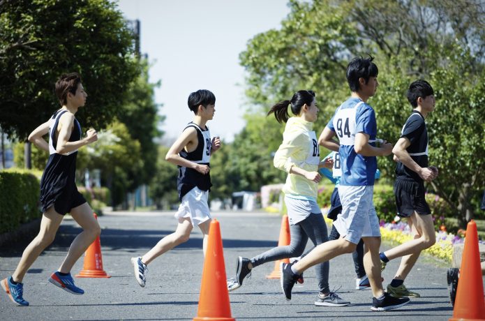 マラソンを走るランナーたち