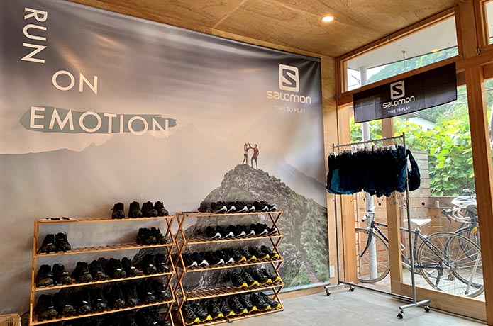 SALOMON RUNNING BASE TAKAO