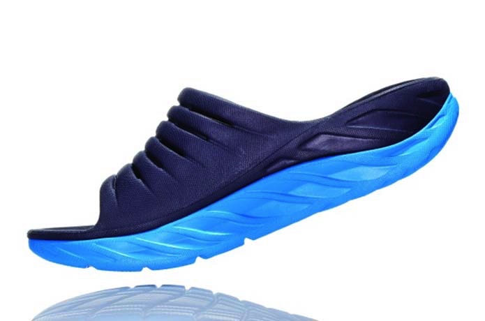 HOKA ONE ONE　ORA RECOVERY SLIDE