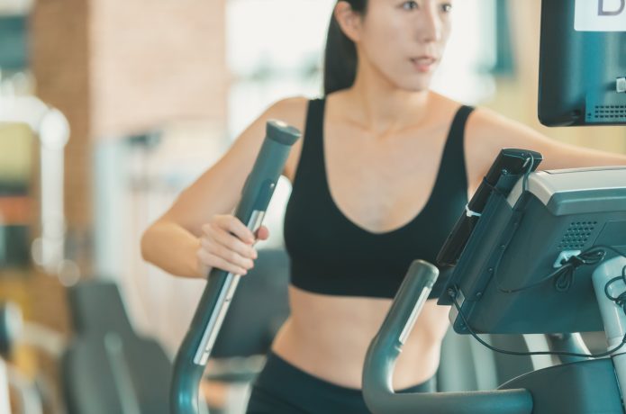 ステアクライマーは美脚・美尻に効果バツグン！使い方や消費カロリー ...